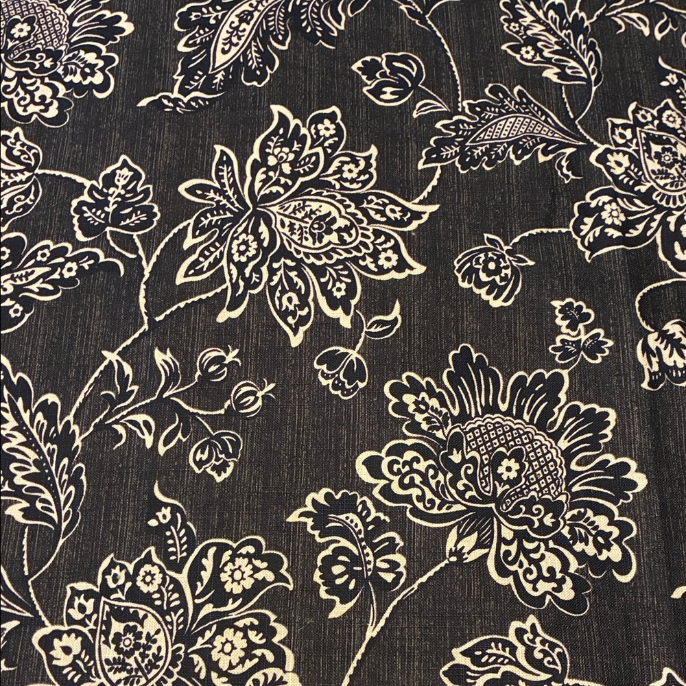 NWOT Waverly Black and Cream Floral Cotton Curtain. 43 x 85 NEW